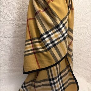Plaid Patterned Scarf